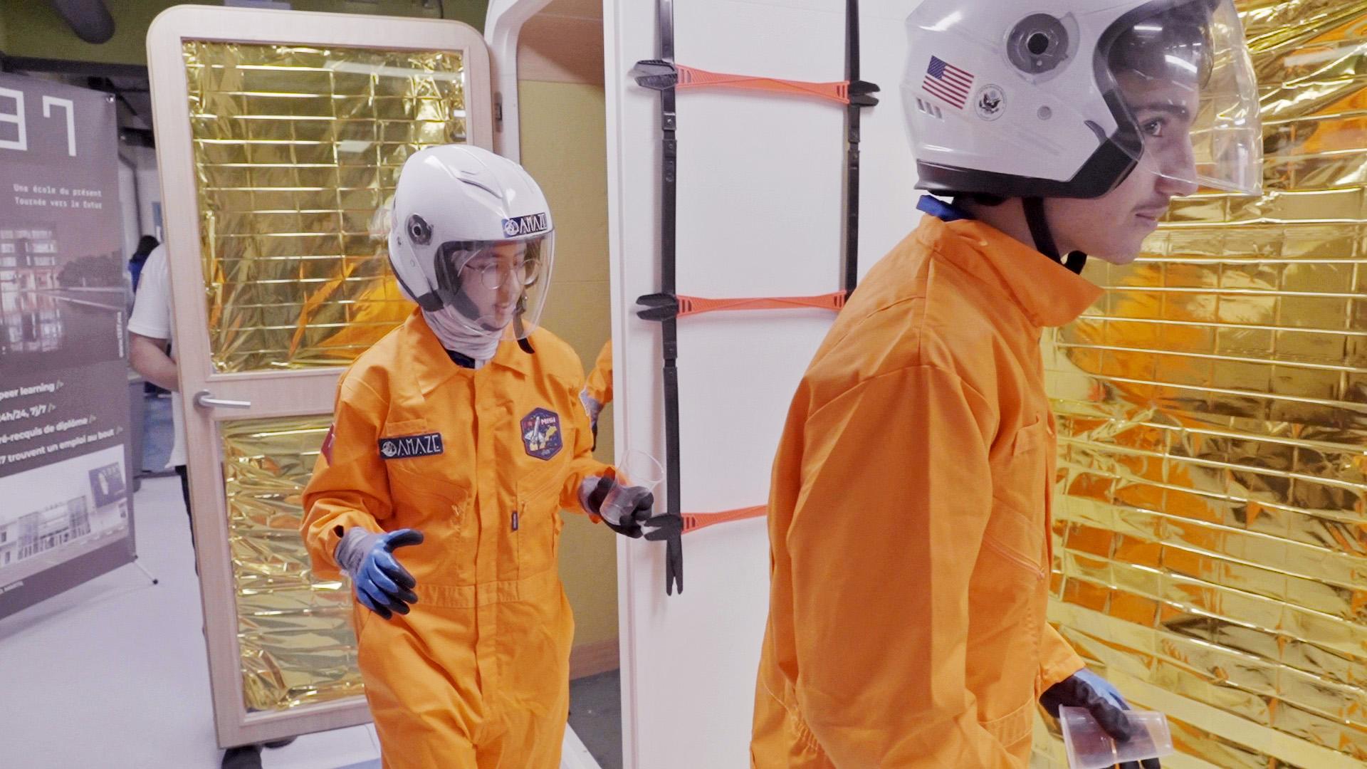 Mars mission simulation on Day 5.